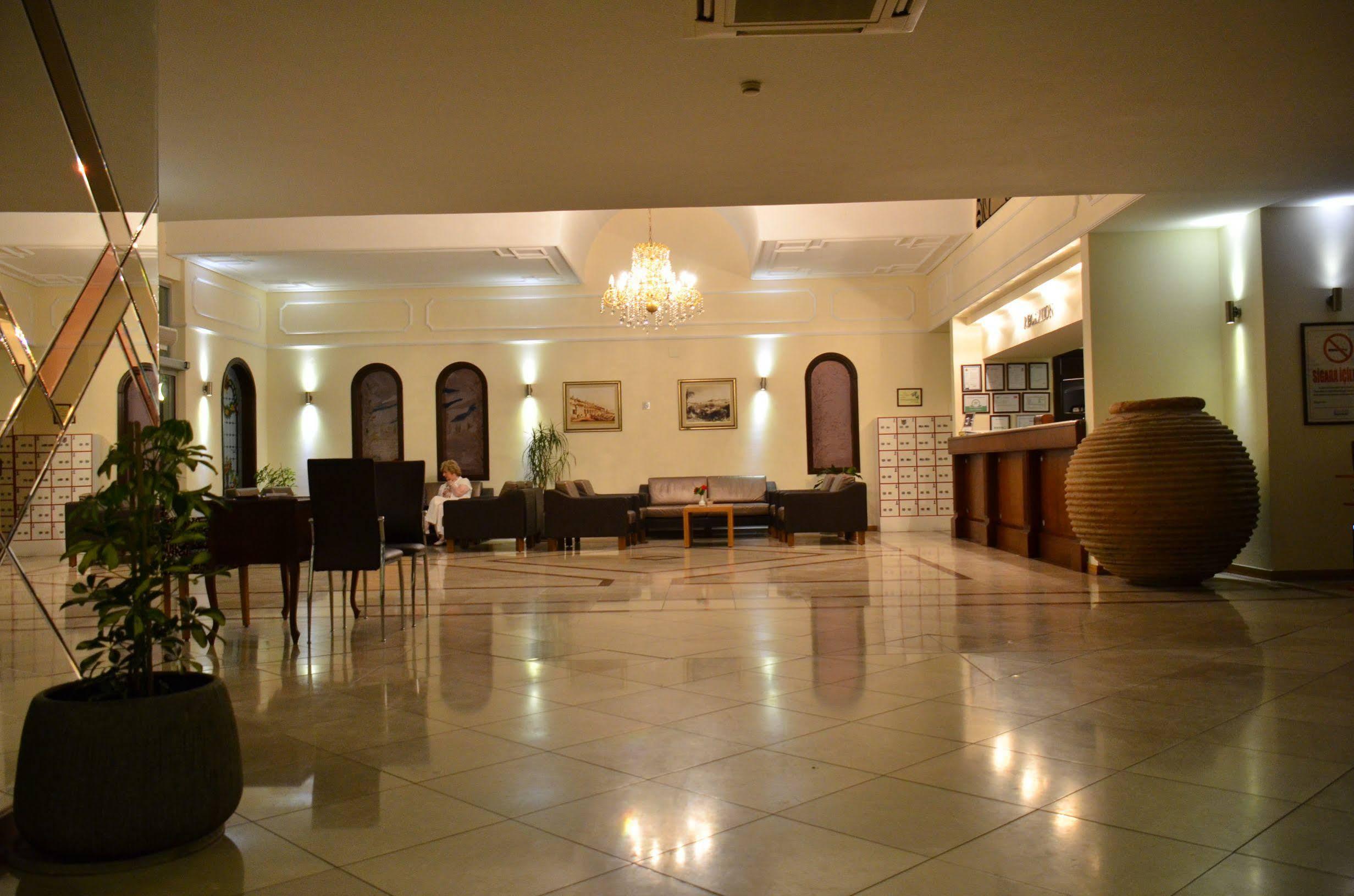 Goldenday Wings Hotel Kuşadası Exterior photo