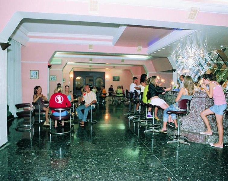 Goldenday Wings Hotel Kuşadası Exterior photo